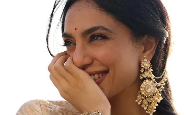 Sobhita Dhulipala Calls Out Telugu Industry's Support Gap, Sparks Online Debate