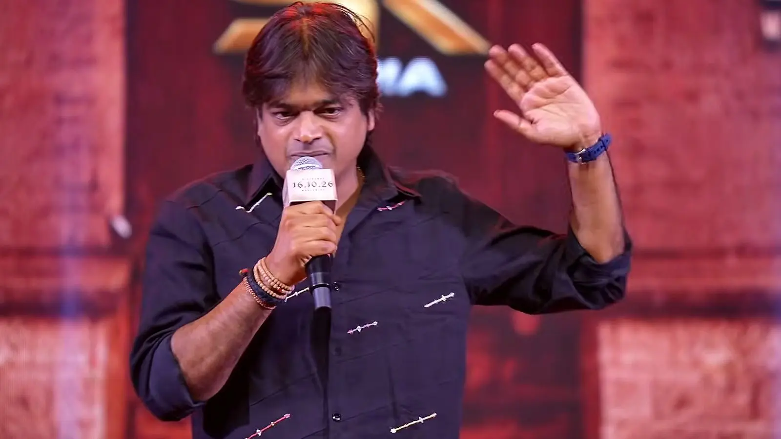 Harish Shankar Defends Vijay Deverakonda, Calls Out Online Trolls
