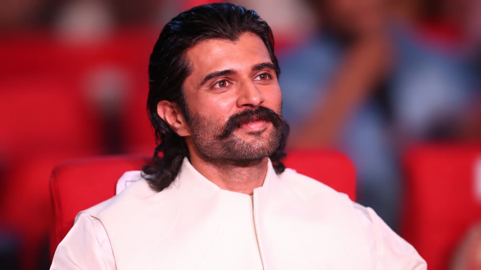 Vijay Deverakonda’s Rising Profile: From Silver Screen to Potential Political Front‑Runner in Telangana